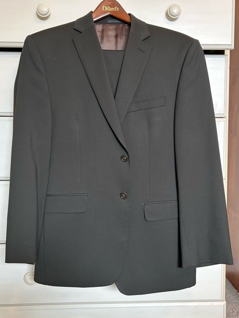 Calvin Klein Men's Olive Green Two-Button Suit